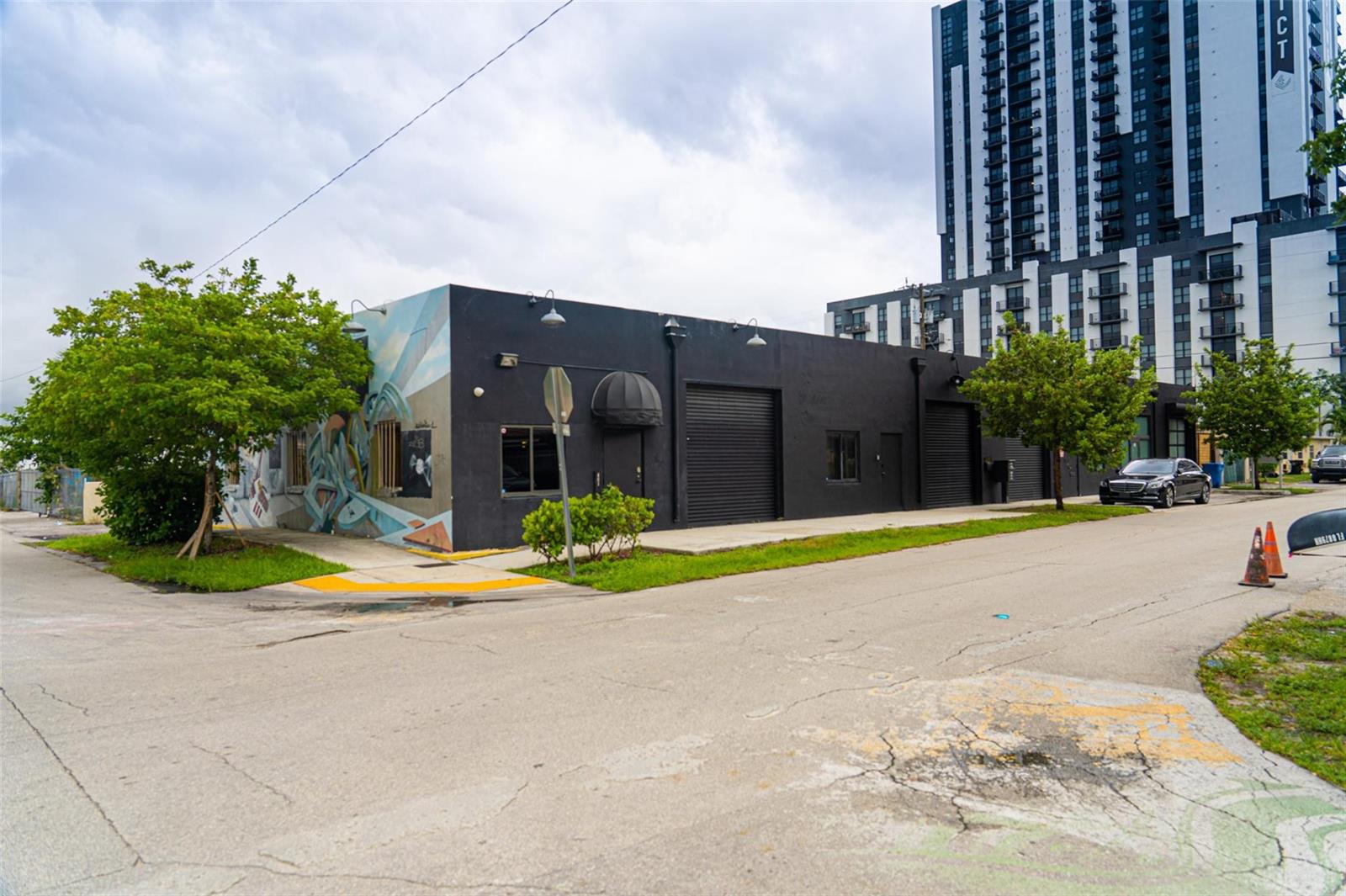 See details / 0 sq. ft. $ 2025-04-02 0 Photo