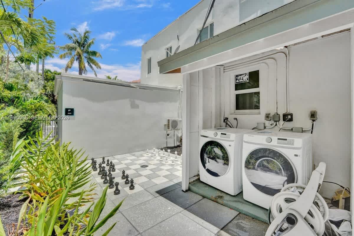   /   sq. ft. $ 2025-03-14 0 Photo