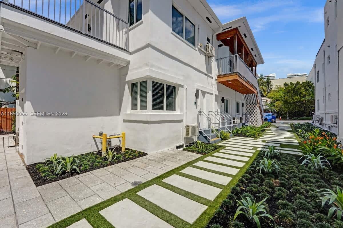   /   sq. ft. $ 2025-03-14 0 Photo