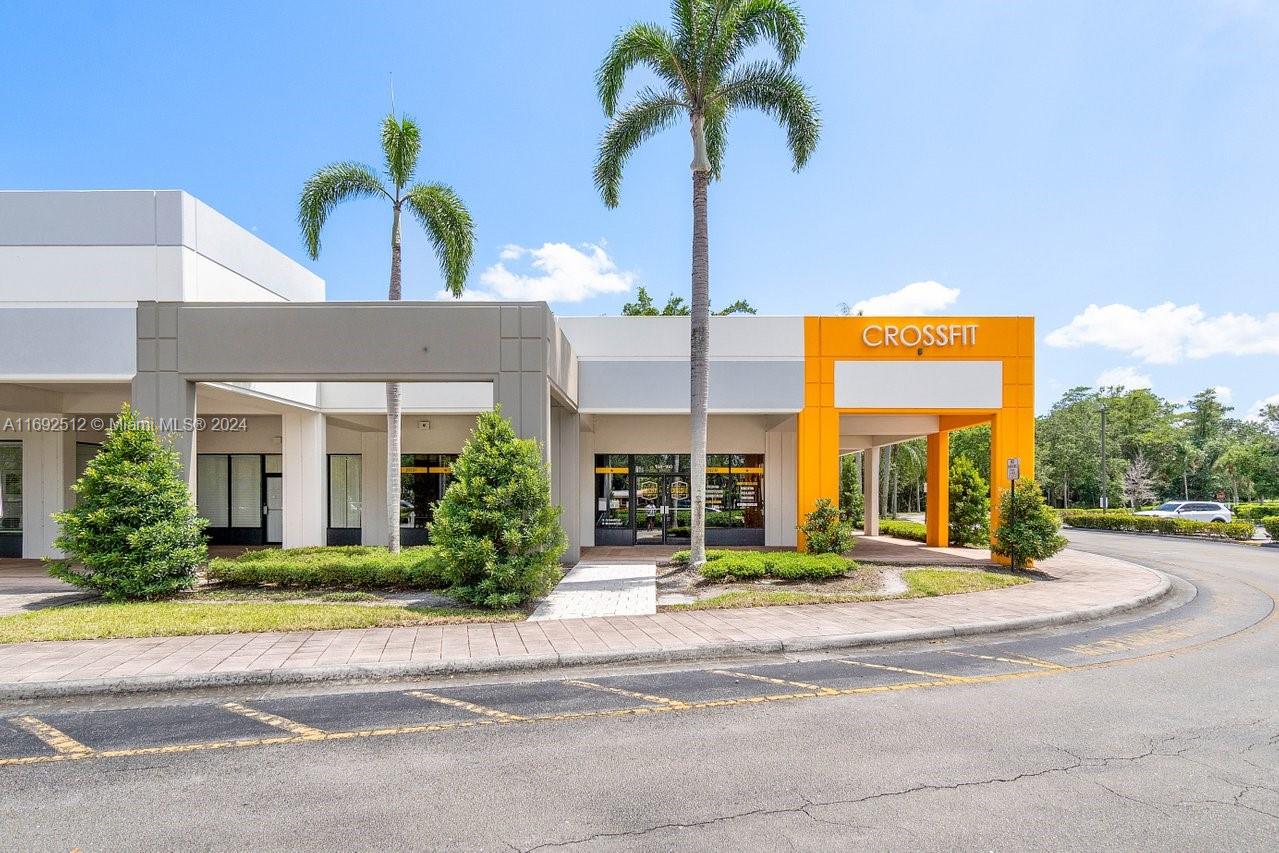   /   sq. ft. $ 2024-11-12 0 foto