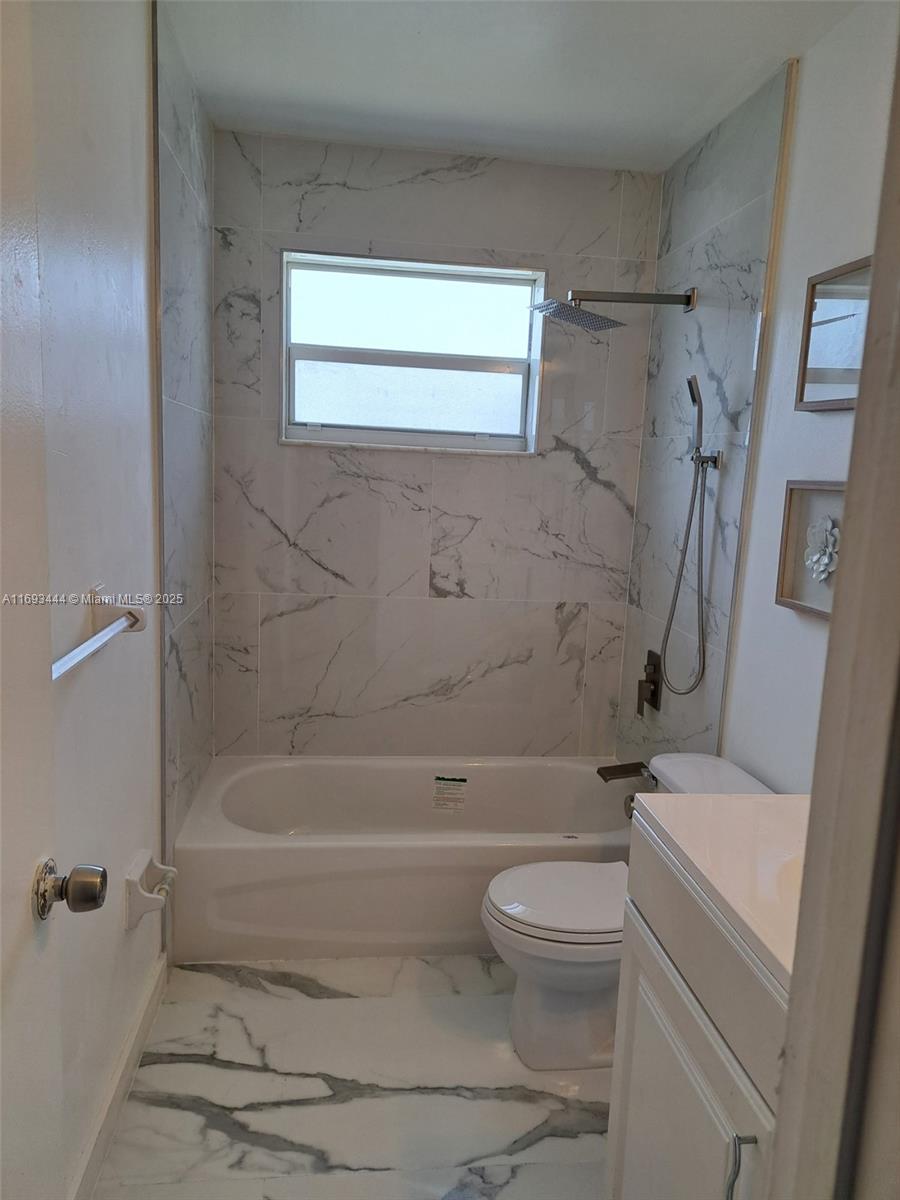See details / 2545 sq. ft. $ 2025-07-23 0 Photo