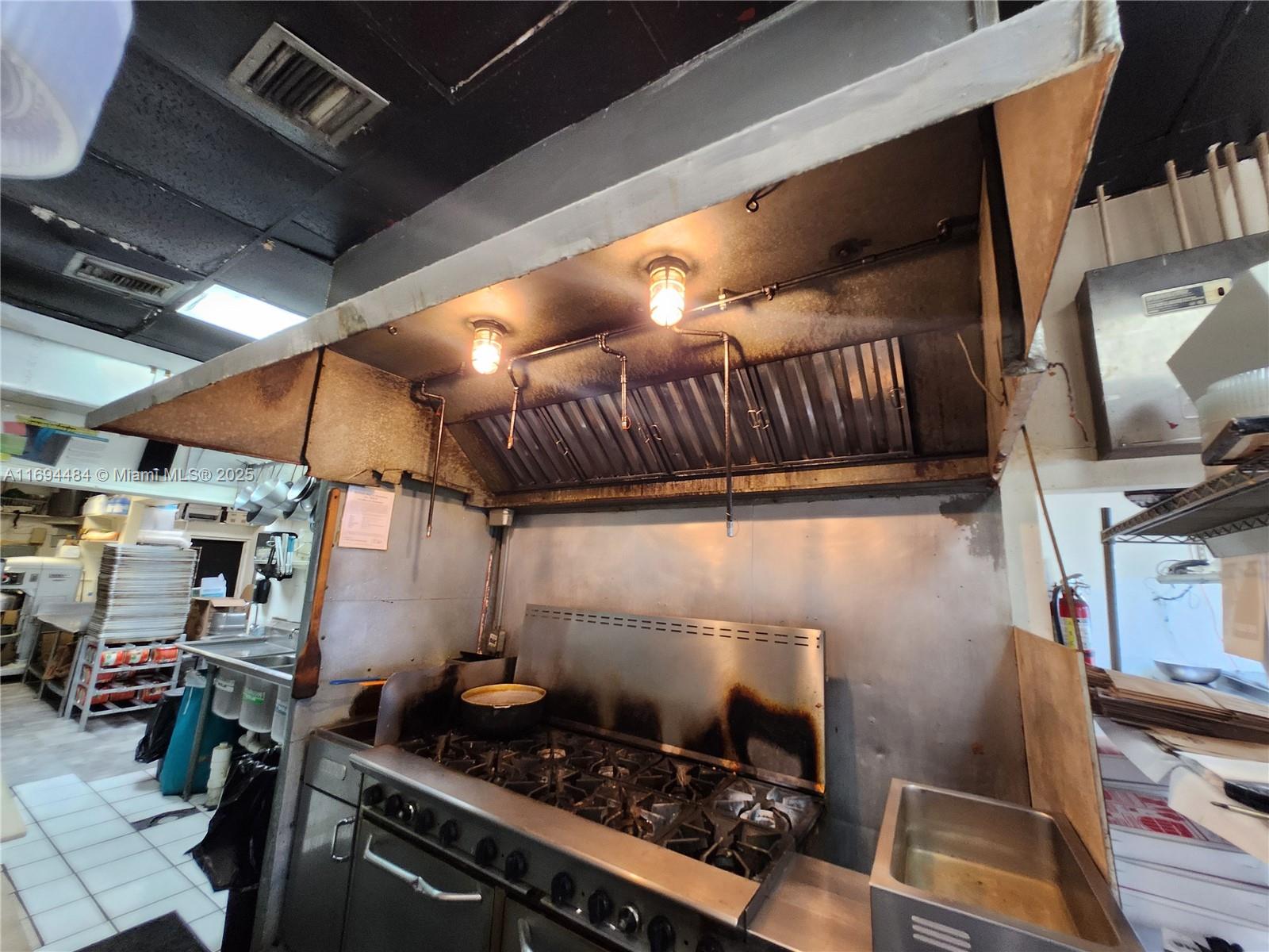 See details / sq. ft. $ 2025-06-02 0 Photo