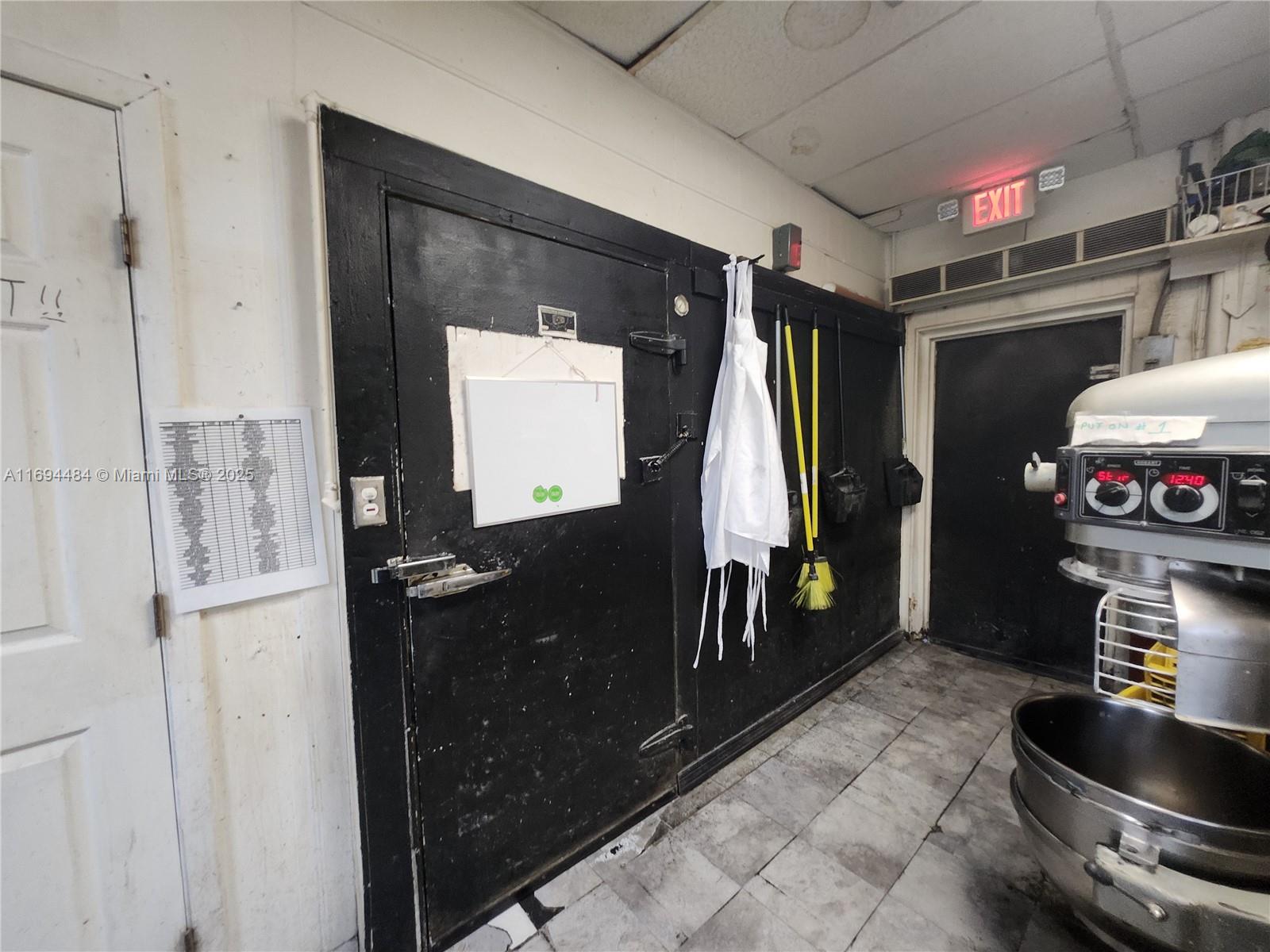 See details / sq. ft. $ 2025-06-02 0 Photo