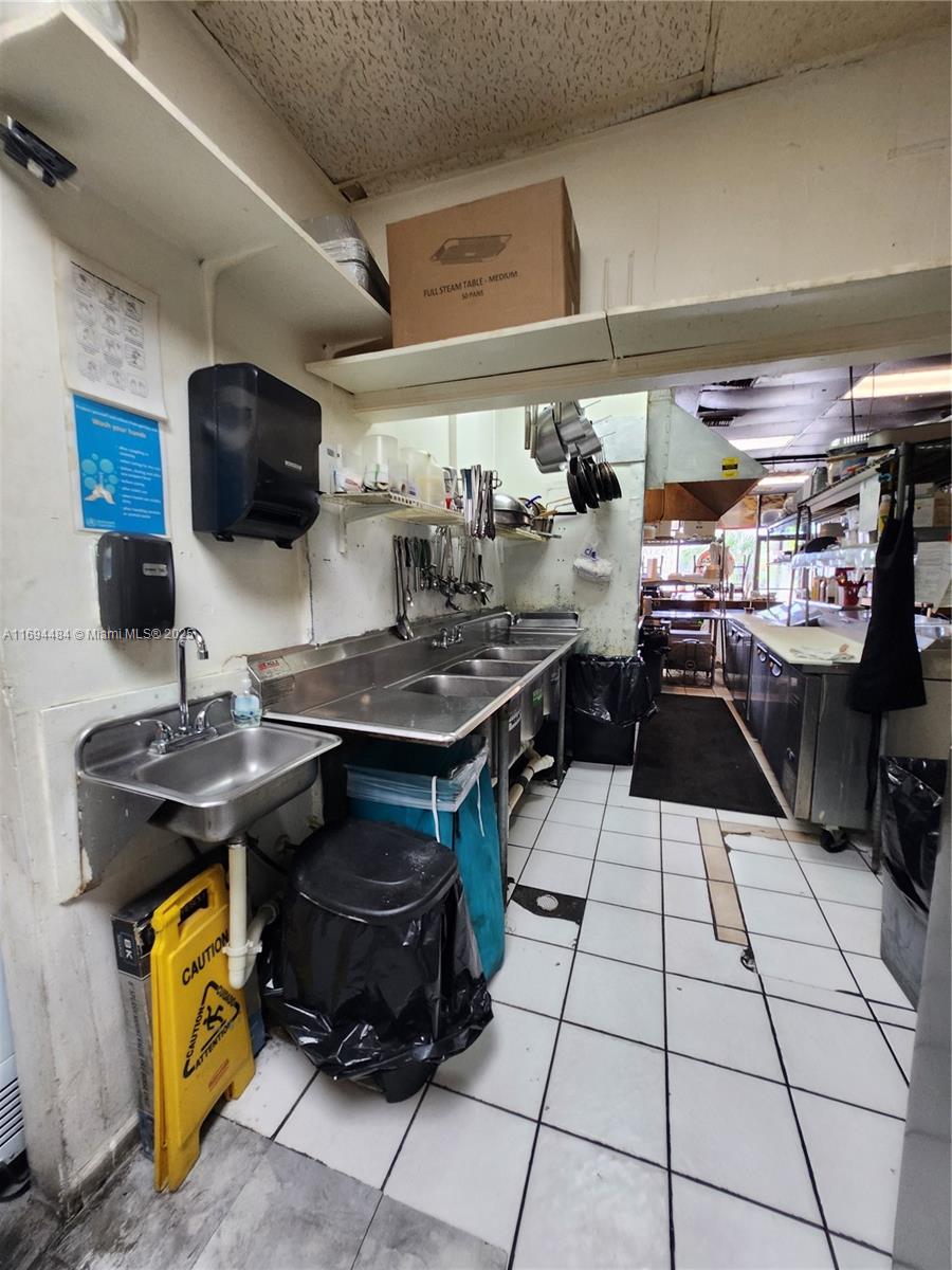 See details / sq. ft. $ 2025-06-02 0 Photo