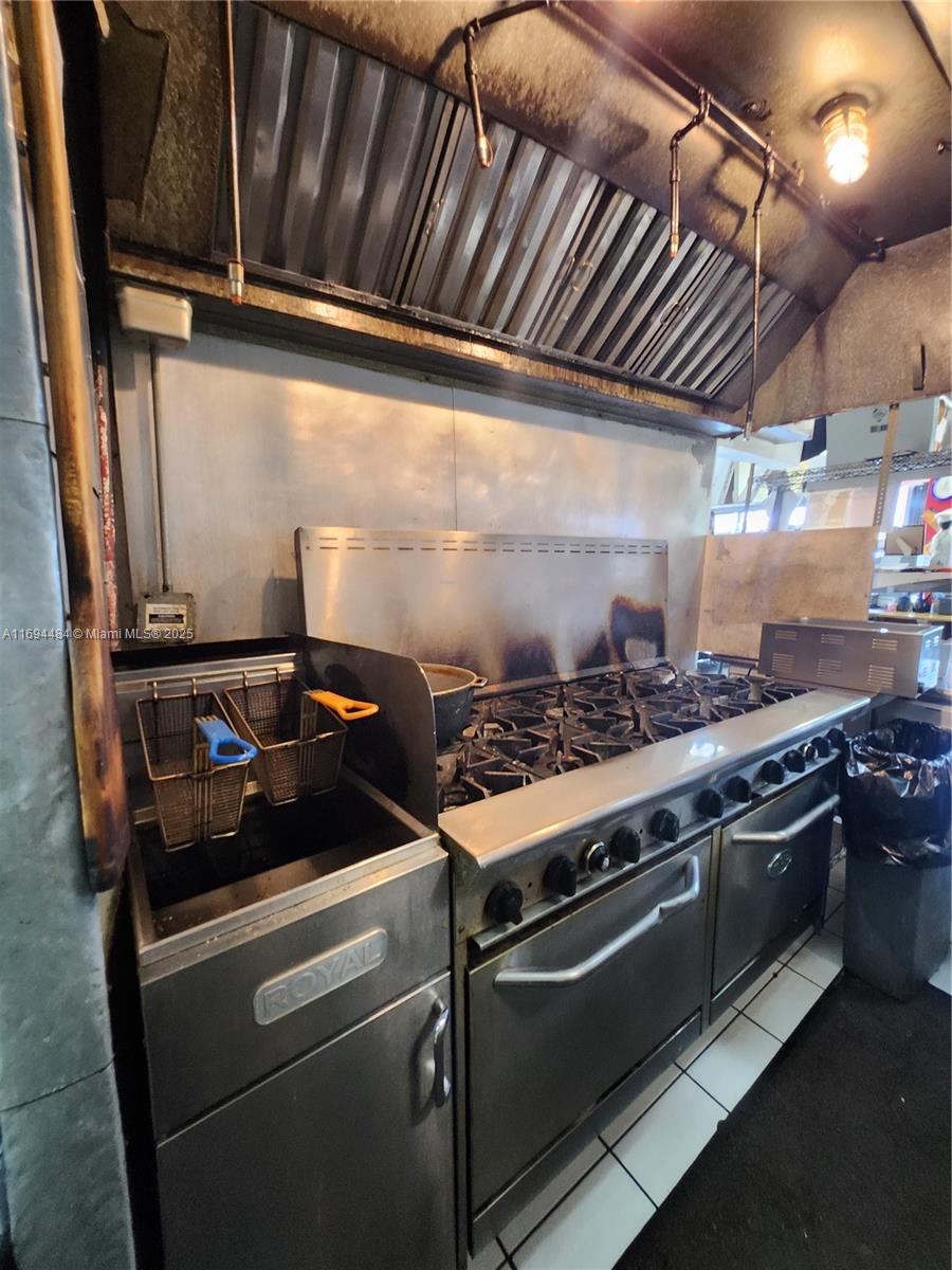 See details / sq. ft. $ 2025-06-02 0 Photo