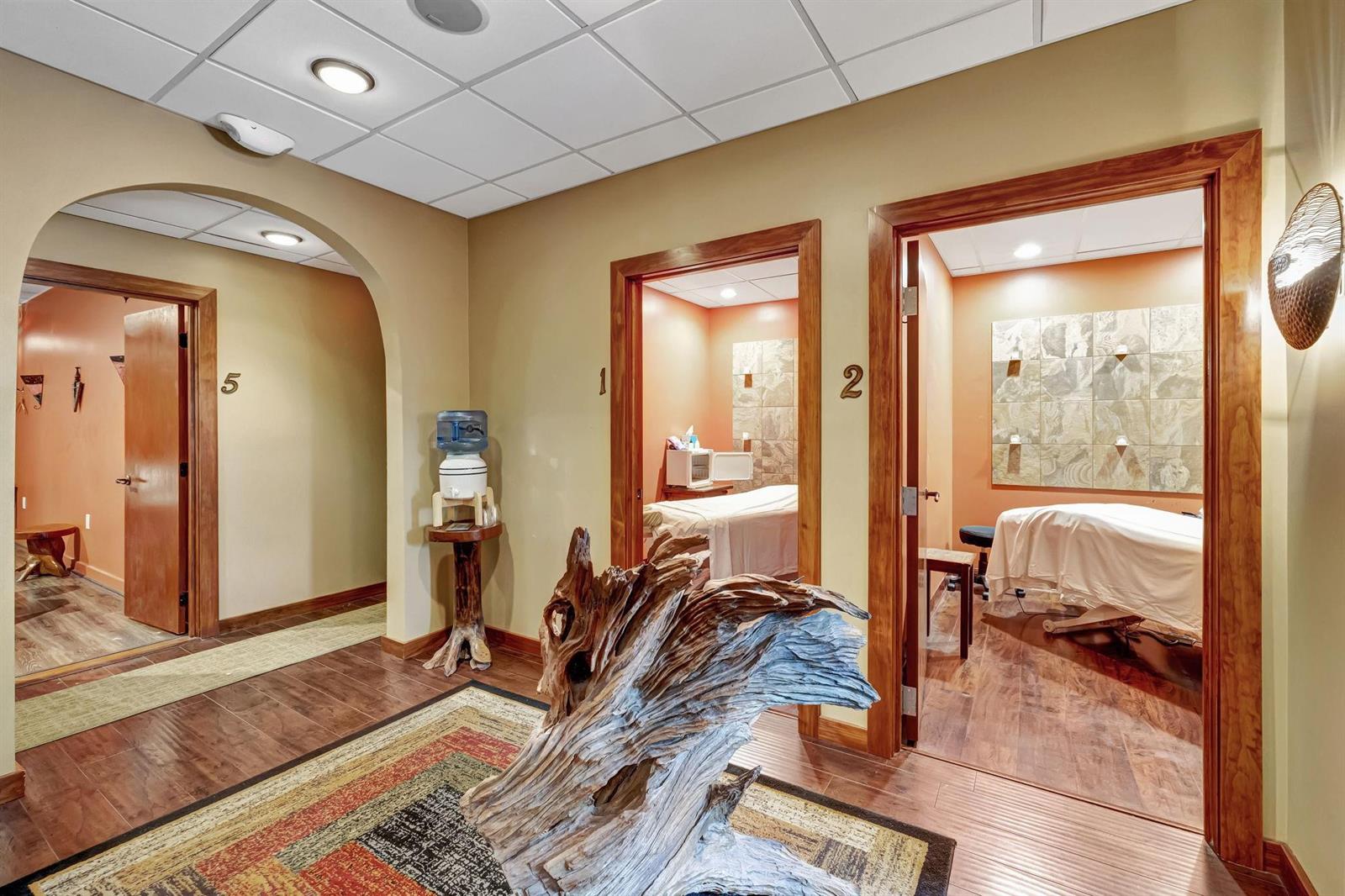 See details 60H / 0 sq. ft. $ 2025-06-24 0 Photo