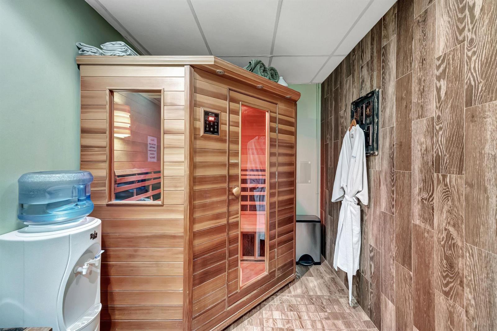See details 60H / 0 sq. ft. $ 2025-06-24 0 Photo