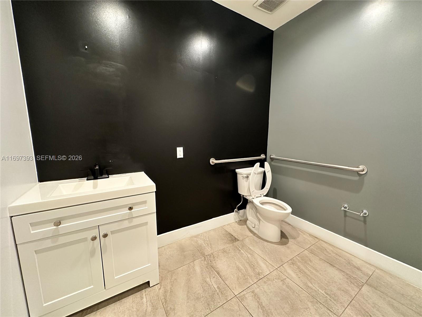 Ver detalles / sq. ft. $ 2024-11-20 0 foto