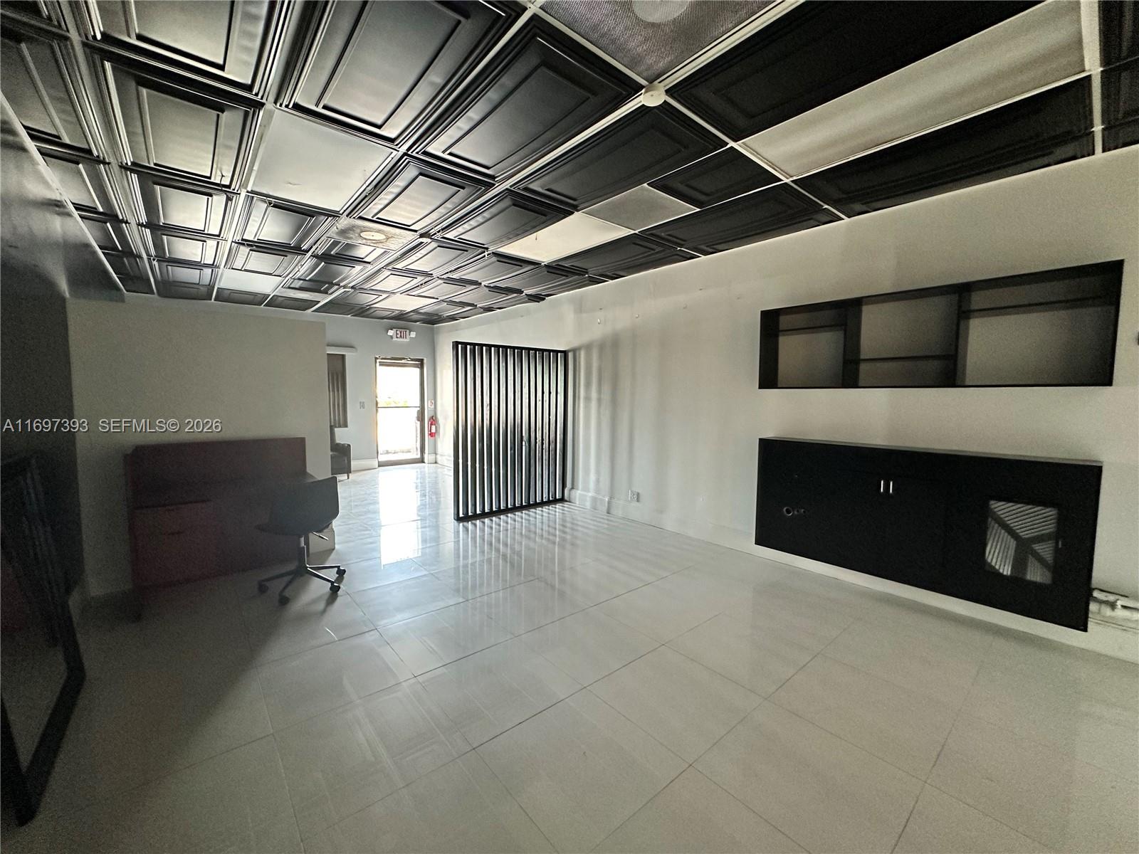 Ver detalles / sq. ft. $ 2024-11-20 0 foto