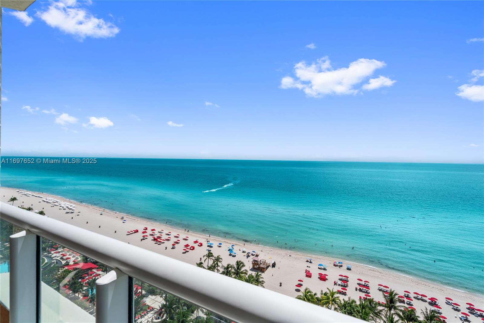 See details 1801 3 / 4 2736 sq. ft. $ 2024-11-21 0 Photo
