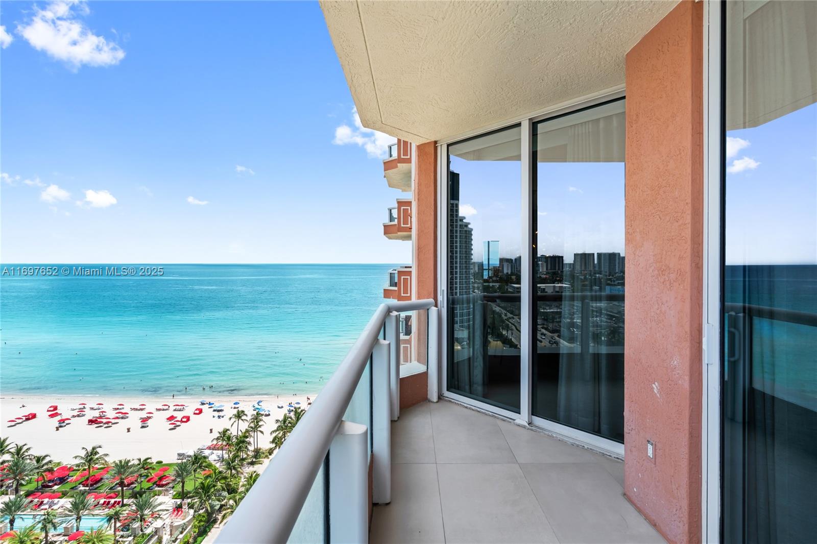 See details 1801 3 / 4 2736 sq. ft. $ 2024-11-21 0 Photo