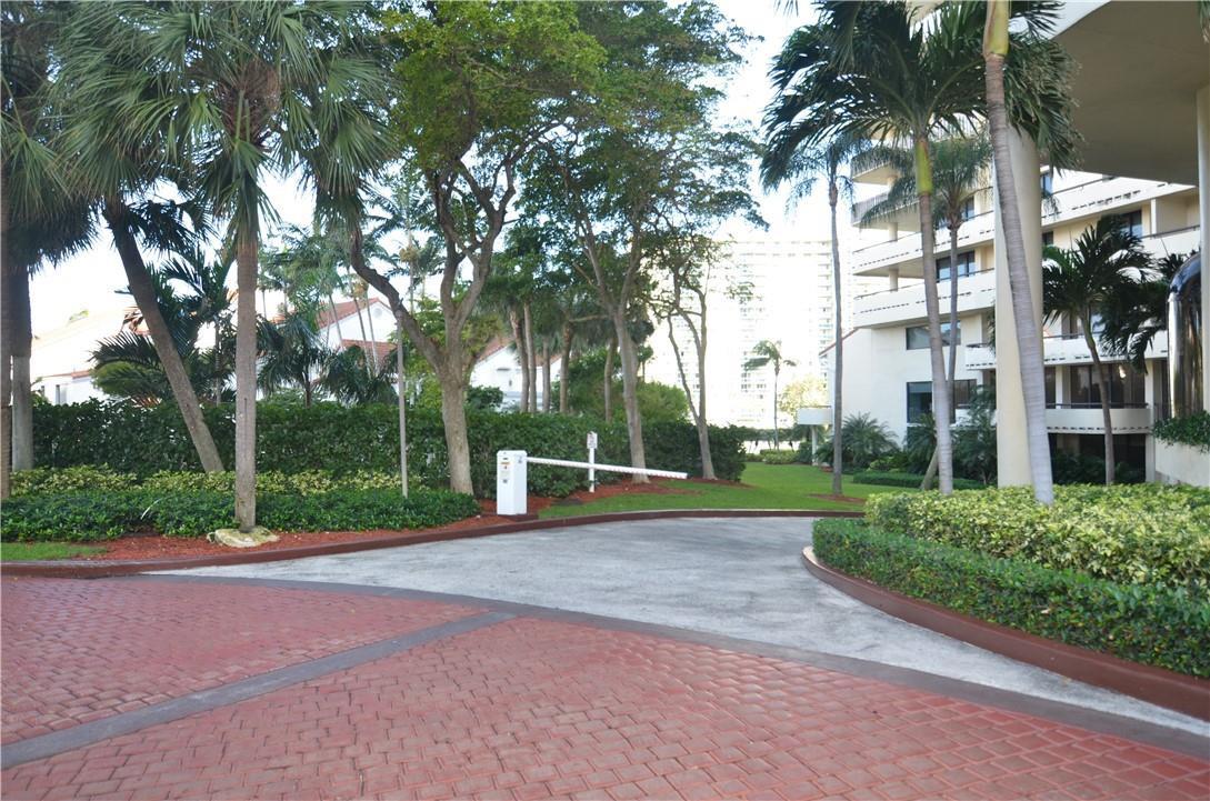 Photo of 19355 Turnberry #7-L, Aventura, Florida, 33180 - Photo 37