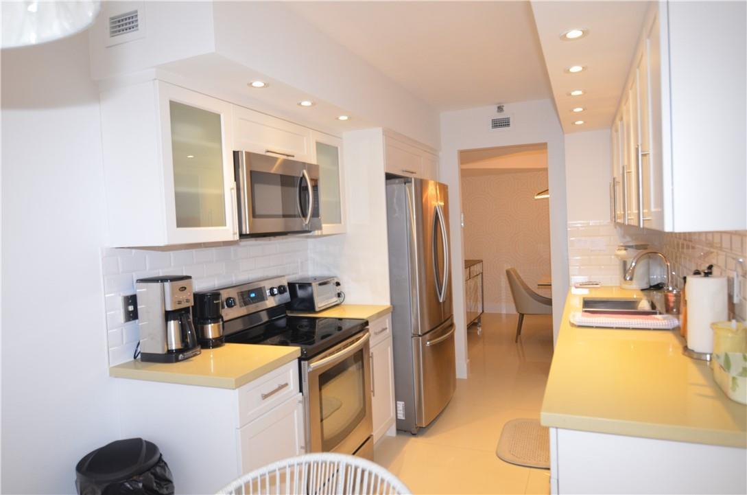 Photo of 19355 Turnberry #7-L, Aventura, Florida, 33180 - Photo 7