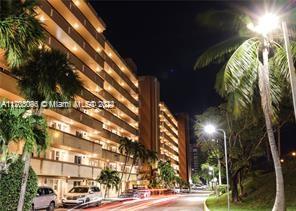 See details 205 1 / 2 873 sq. ft. $ 2025-12-09 0 Photo