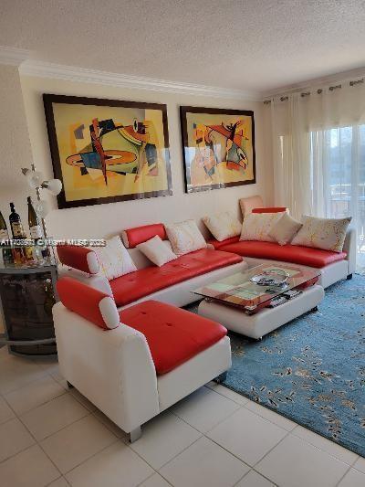 See details 22L 1 / 2 870 sq. ft. $ 2025-07-26 0 Photo