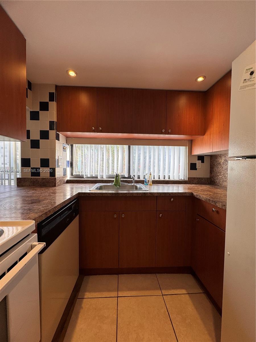 Photo of 16919 Bay Rd #117, Sunny Isles Beach, Florida, 33160 -