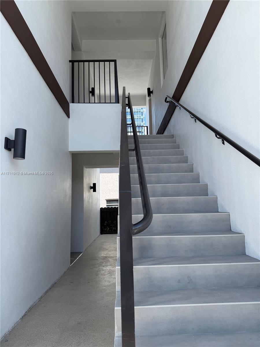 See details / sq. ft. $ 2024-12-18 0 Photo