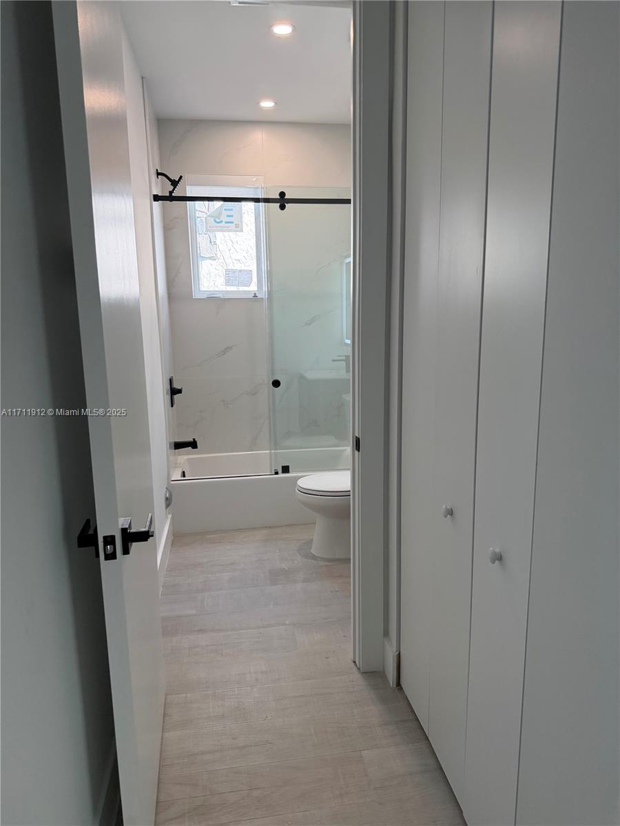See details / sq. ft. $ 2024-12-18 0 Photo