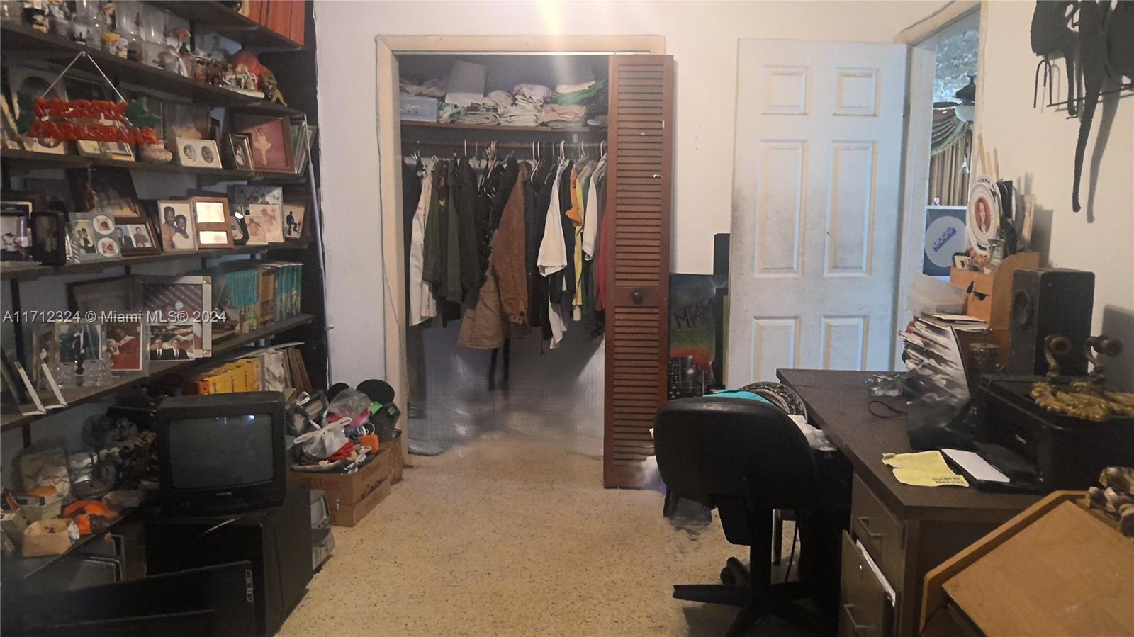 See details 8190 4 / 3 2250 sq. ft. $ 2025-07-09 0 Photo