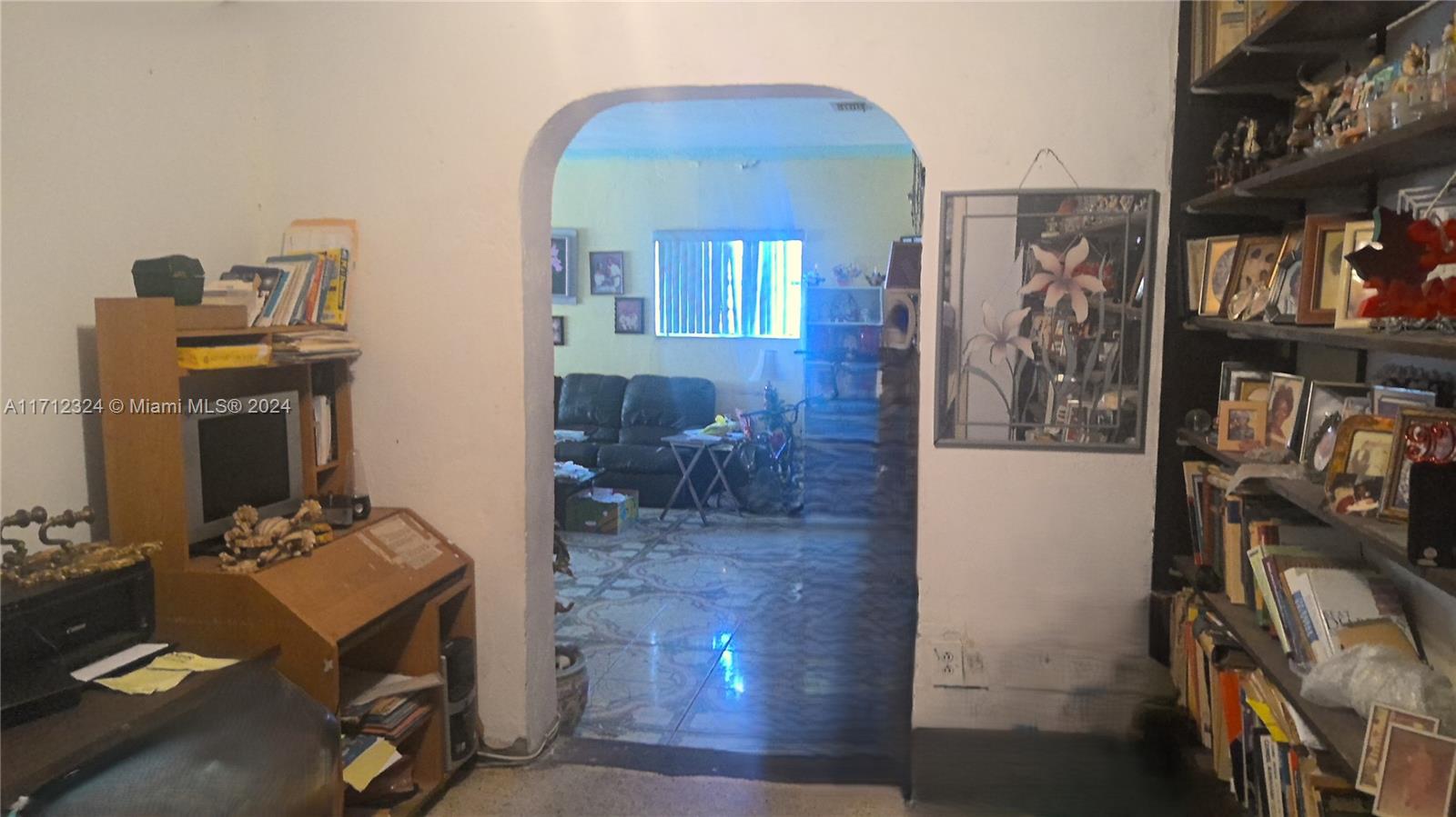 See details 8190 4 / 3 2250 sq. ft. $ 2025-07-09 0 Photo