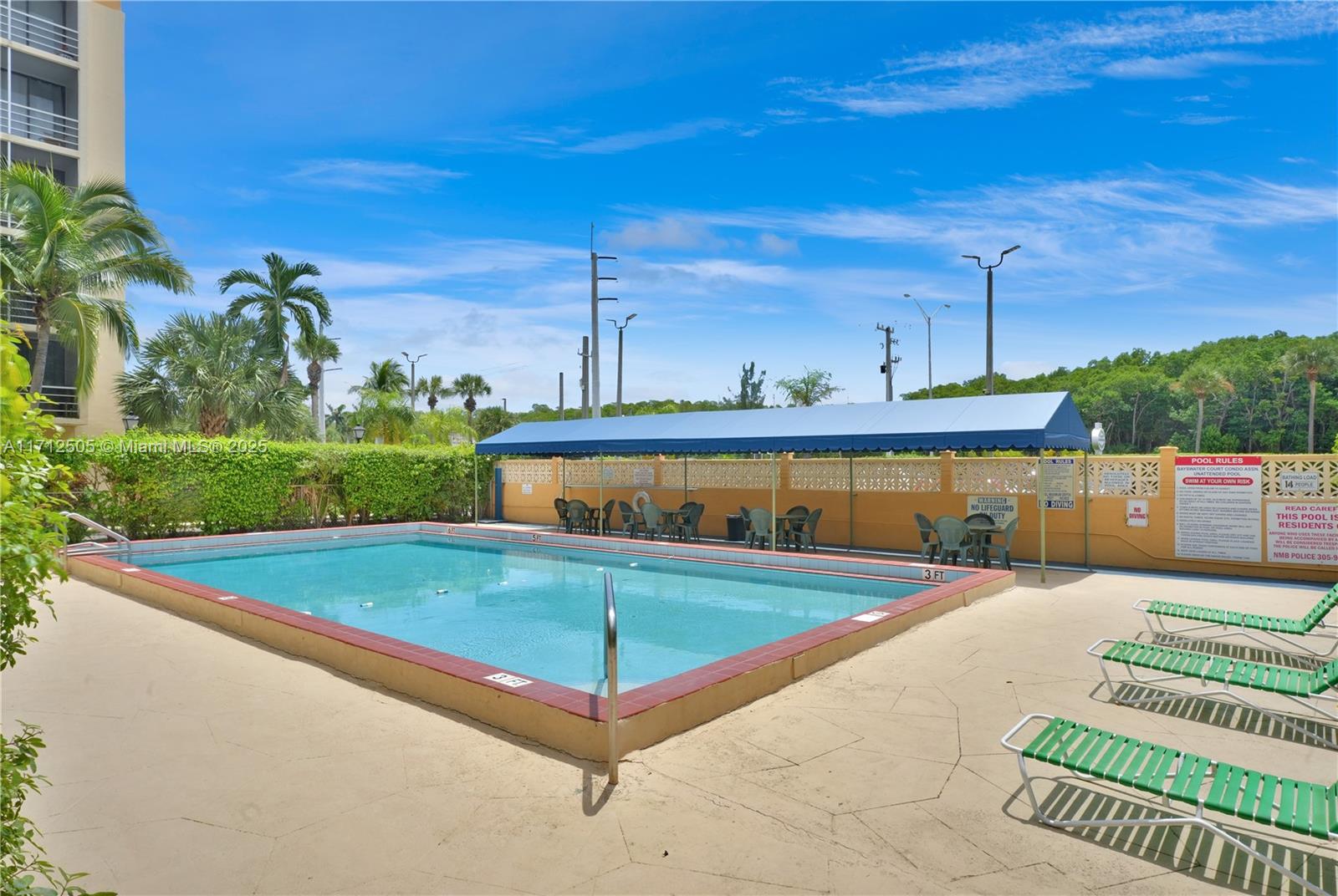 4B 1 / 2 808 sq. ft. $ 2025-09-12 0 foto