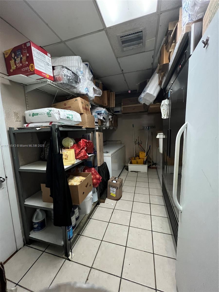 Ver detalles / sq. ft. $ 2024-12-27 0 foto