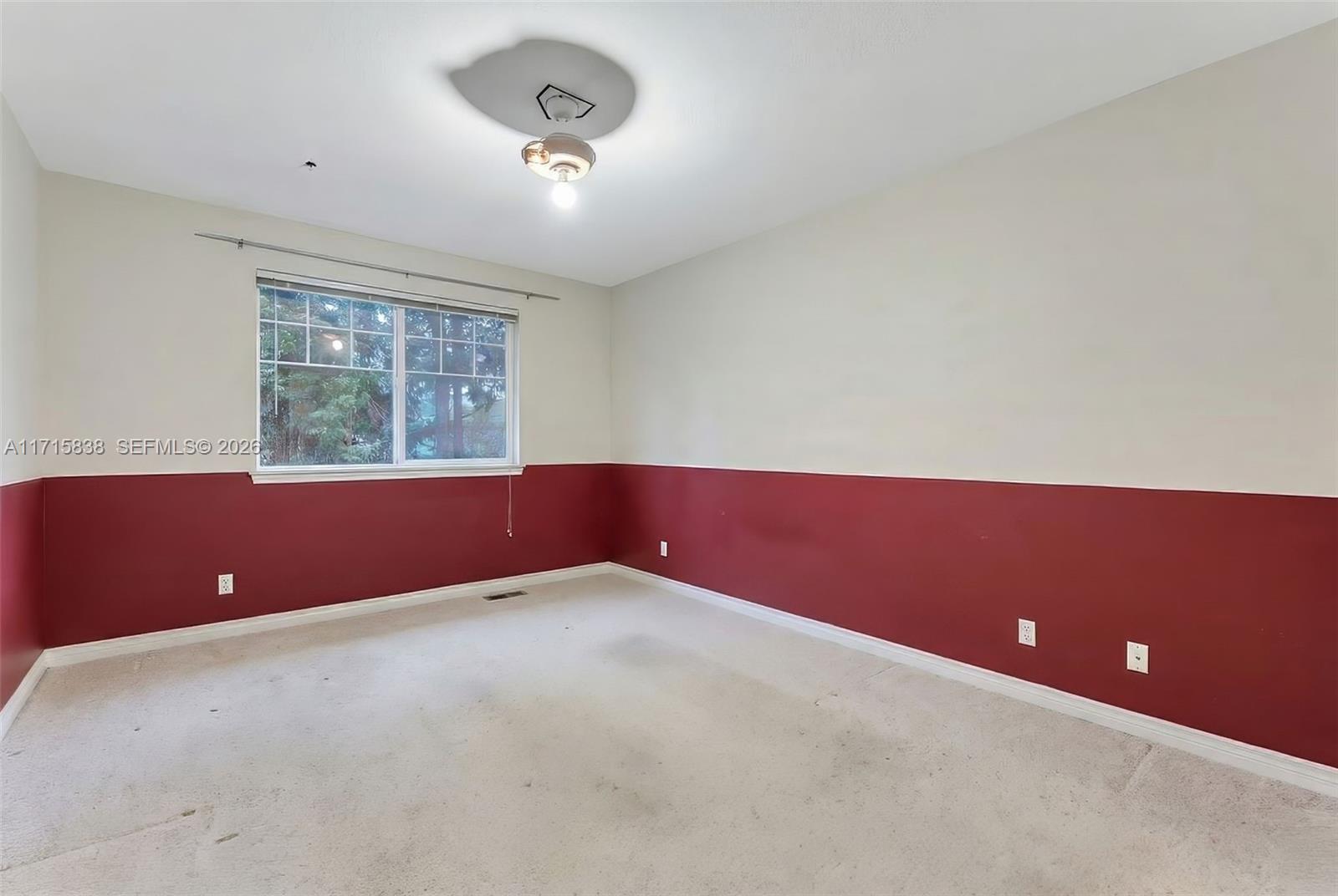 4956 5 / 4 3418 sq. ft. $ 2025-11-18 0 Photo