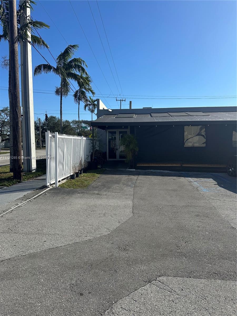 See details / sq. ft. $ 2025-01-09 0 Photo