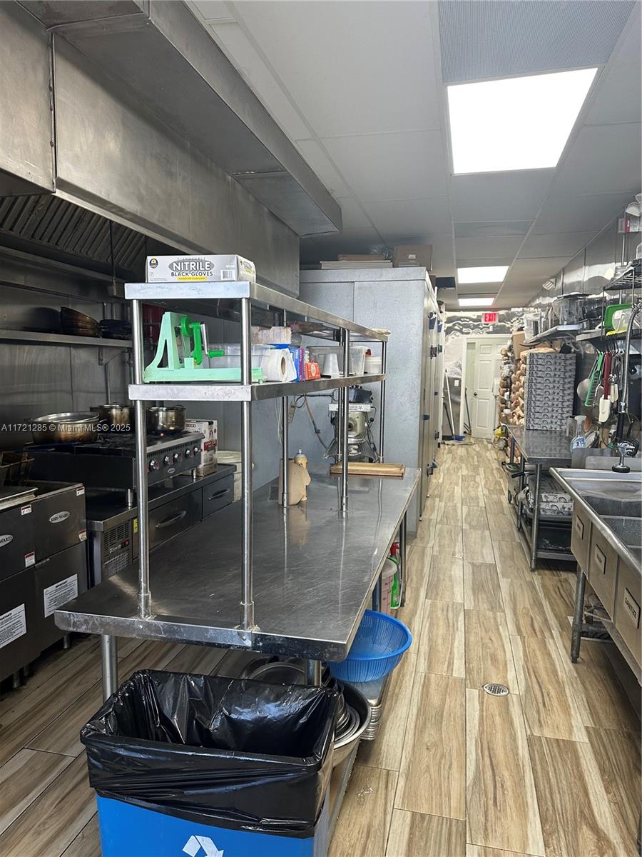 See details / sq. ft. $ 2025-01-09 0 Photo