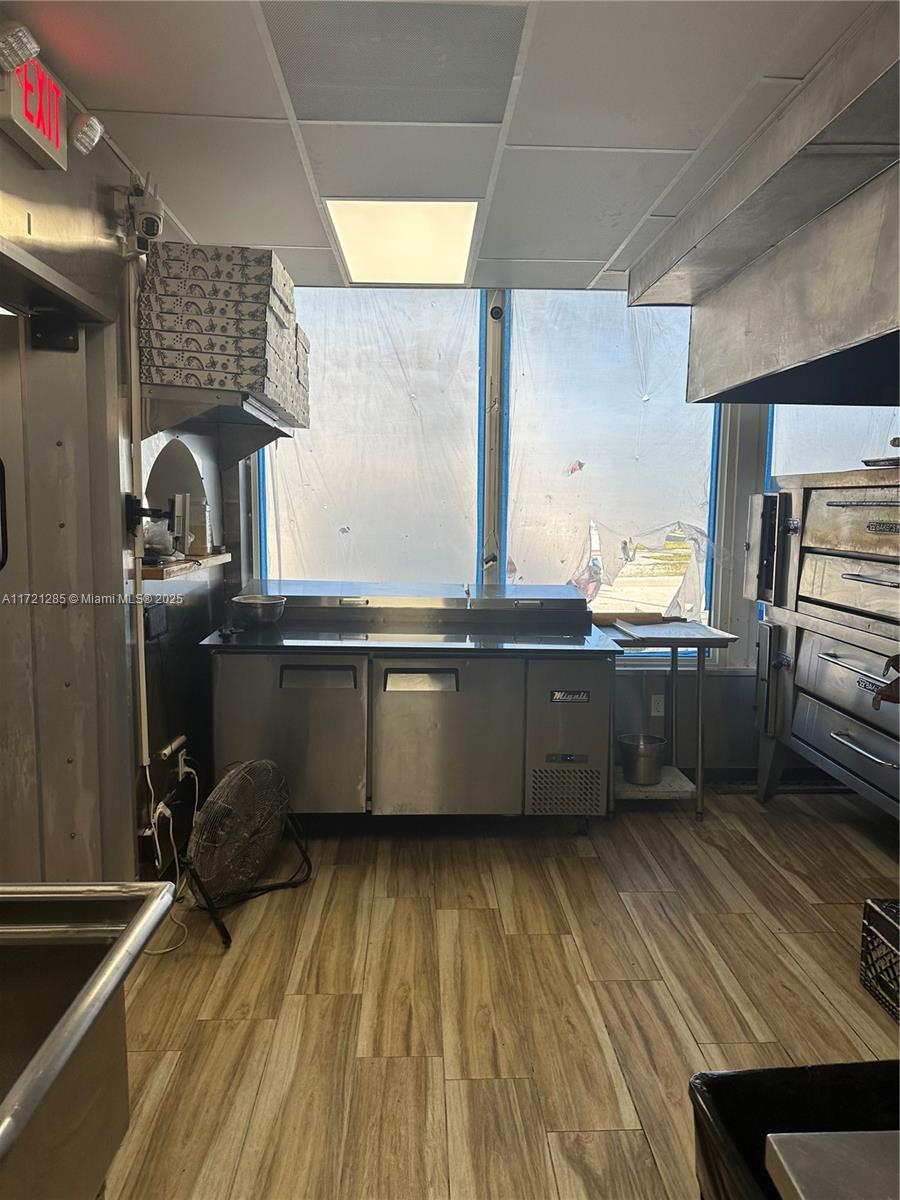 See details / sq. ft. $ 2025-01-09 0 Photo