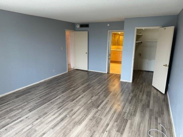 Ver detalles 814 3 / 3 2400 sq. ft. $ 2025-06-10 0 foto