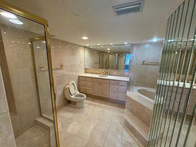 Ver detalles 814 3 / 3 2400 sq. ft. $ 2025-06-10 0 foto