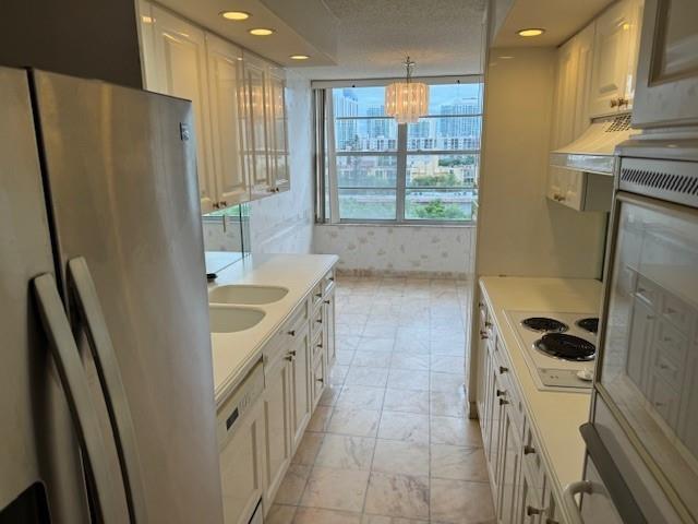 Ver detalles 814 3 / 3 2400 sq. ft. $ 2025-06-10 0 foto