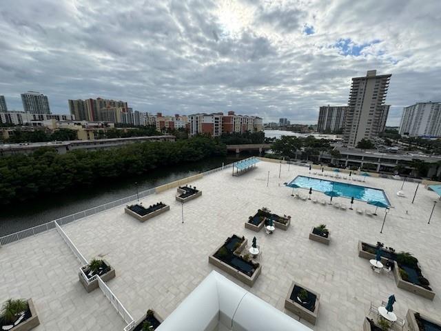 Ver detalles 814 3 / 3 2400 sq. ft. $ 2025-06-10 0 foto
