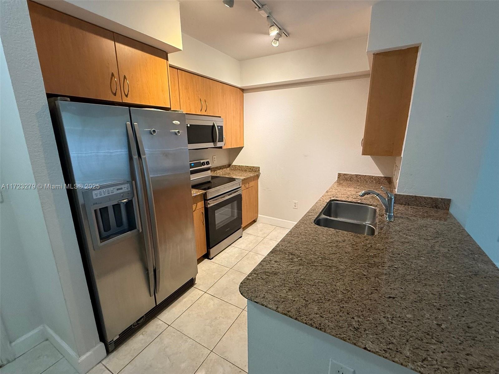 Photo of 1830 Radius Dr  #421, Hollywood, Florida, 33020 - 