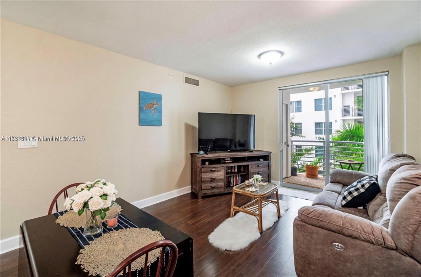 Photo of 1830 Radius Dr  #516, Hollywood, Florida, 33020 - 