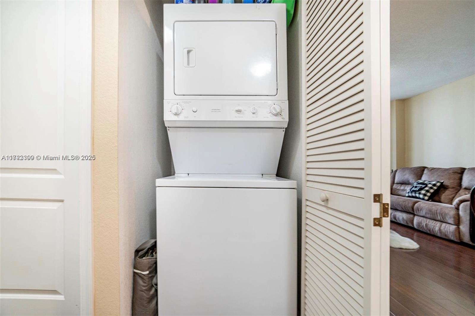 Photo of 1830 Radius Dr  #516, Hollywood, Florida, 33020 - 