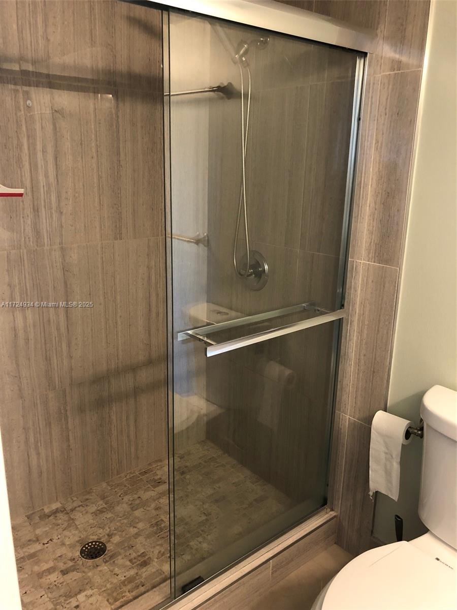 Photo of 319 14th Ave  #707, Hallandale Beach, Florida, 33009 - 