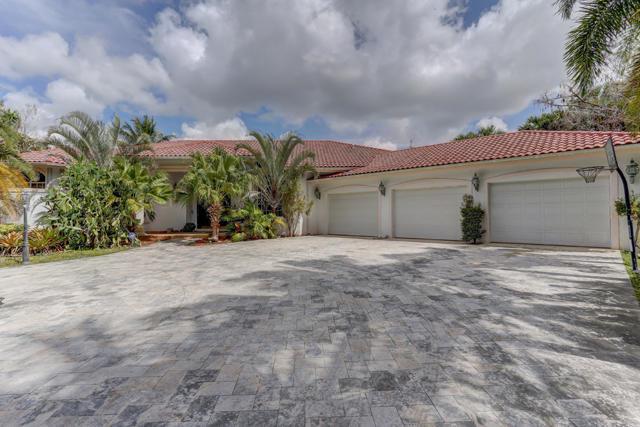   / 0  sq. ft. $ 2025-12-10 0 foto