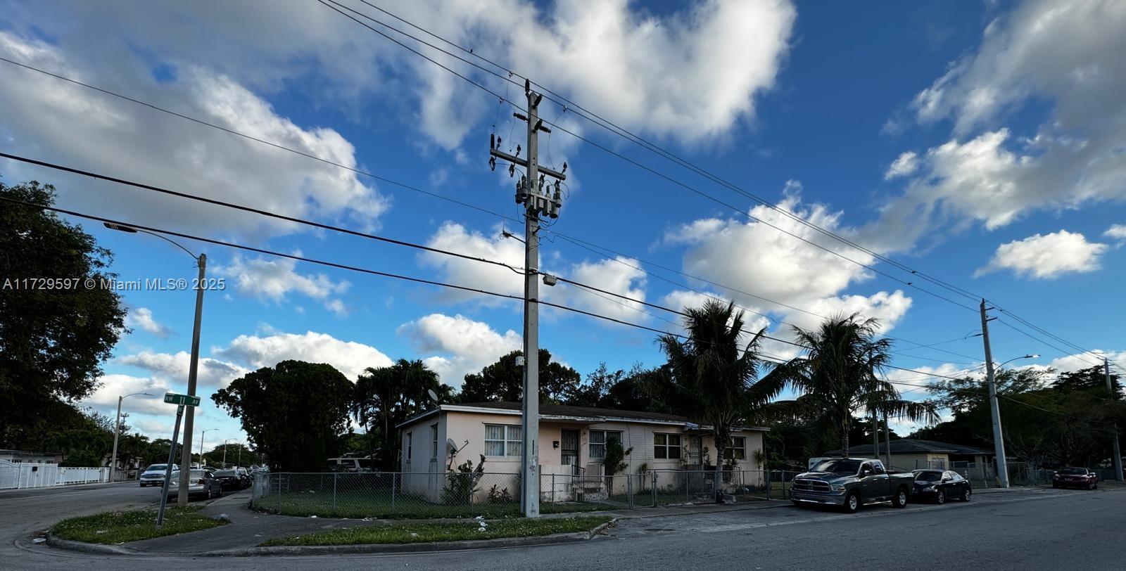   /  1560 sq. ft. $ 2025-01-22 0 Photo