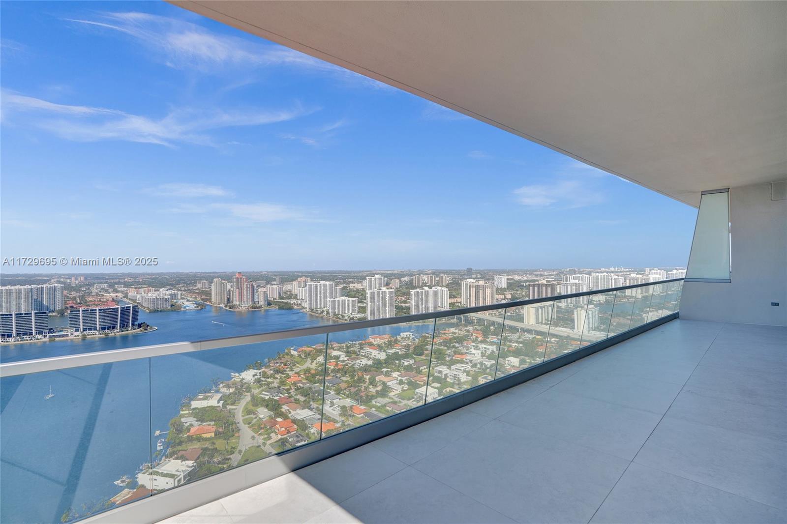 See details 4304 4 / 6 3252 sq. ft. $ 2025-01-22 0 Photo
