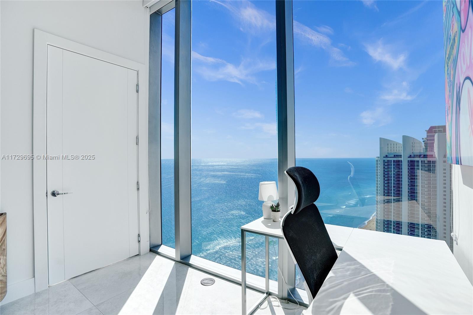 See details 4304 4 / 6 3252 sq. ft. $ 2025-01-22 0 Photo