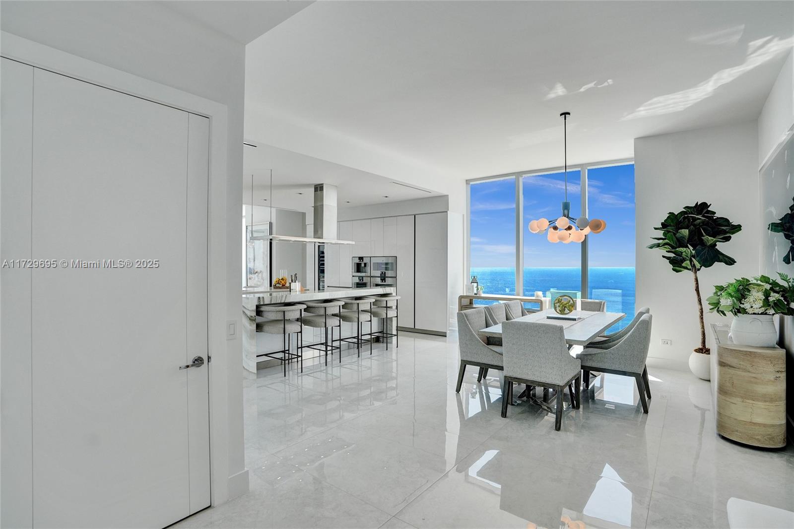 See details 4304 4 / 6 3252 sq. ft. $ 2025-01-22 0 Photo