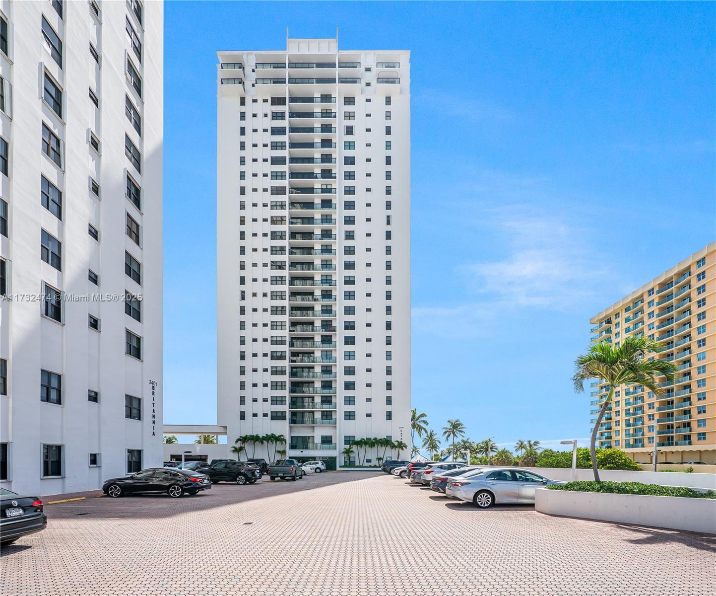 Photo of 2301 Ocean Dr  #2408, Hollywood, Florida, 33019 - 