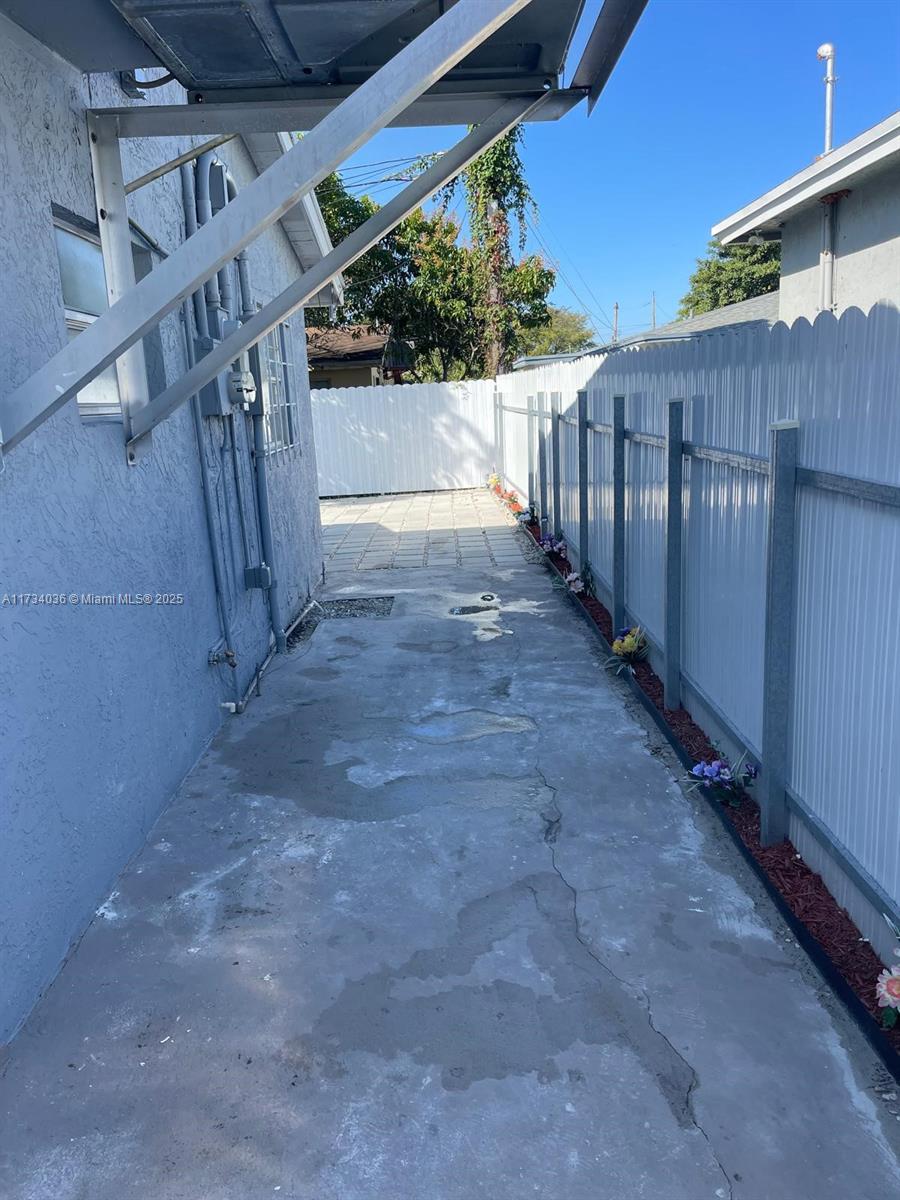 1187 2 / 2 792 sq. ft. $ 2026-01-23 0 Photo