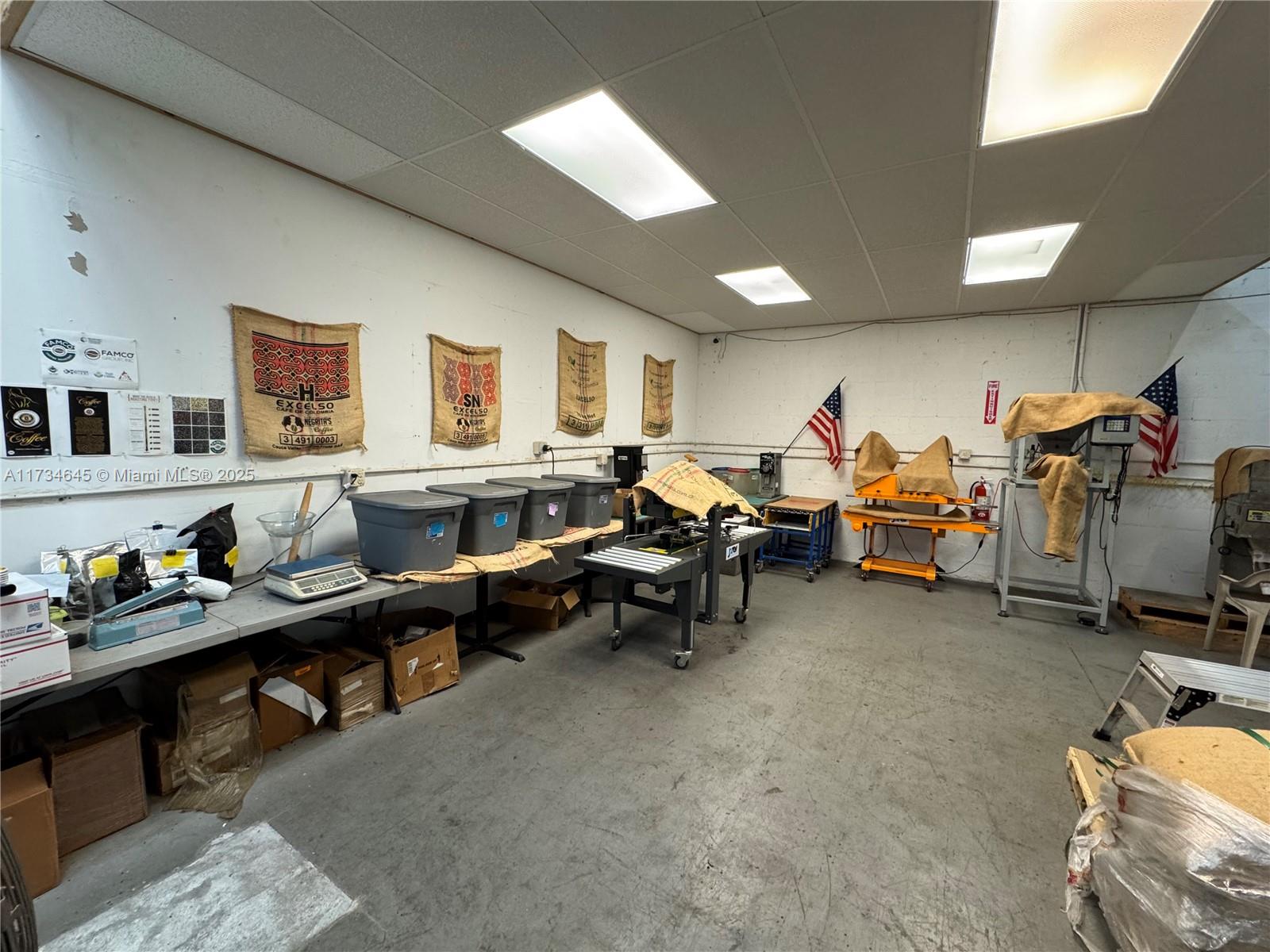 See details / sq. ft. $ 2025-09-09 0 Photo