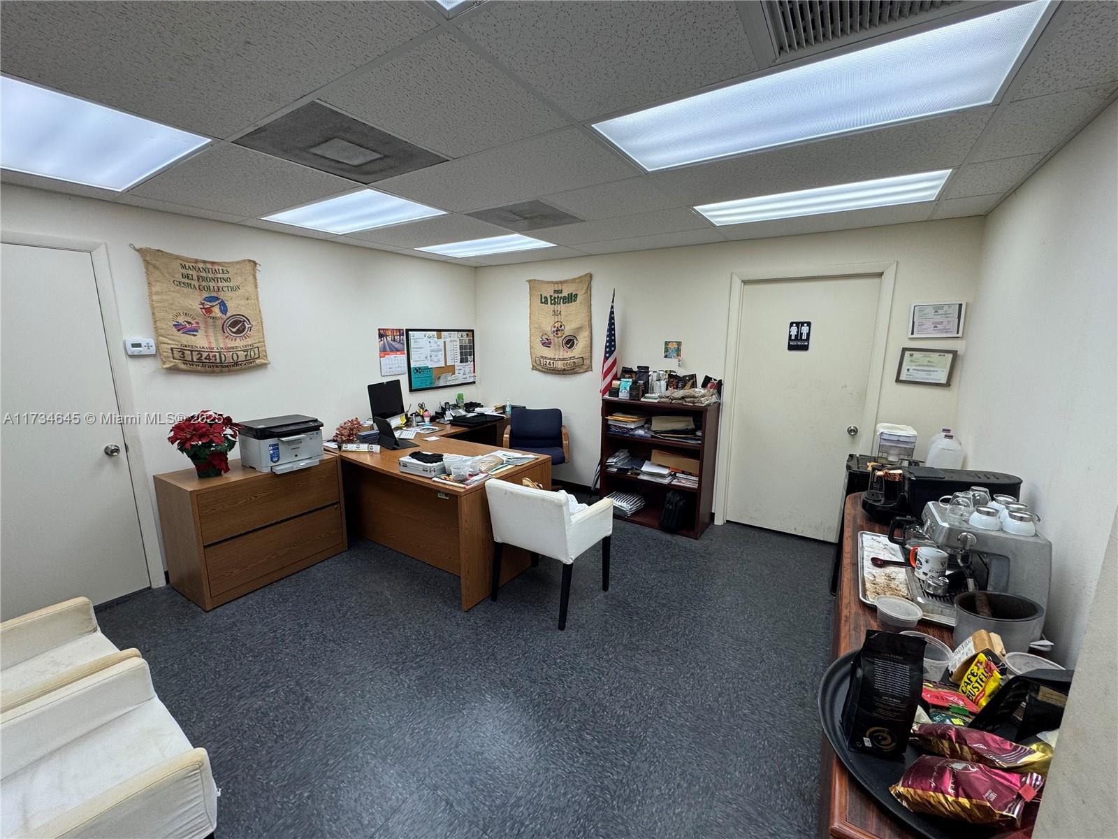 See details / sq. ft. $ 2025-09-09 0 Photo