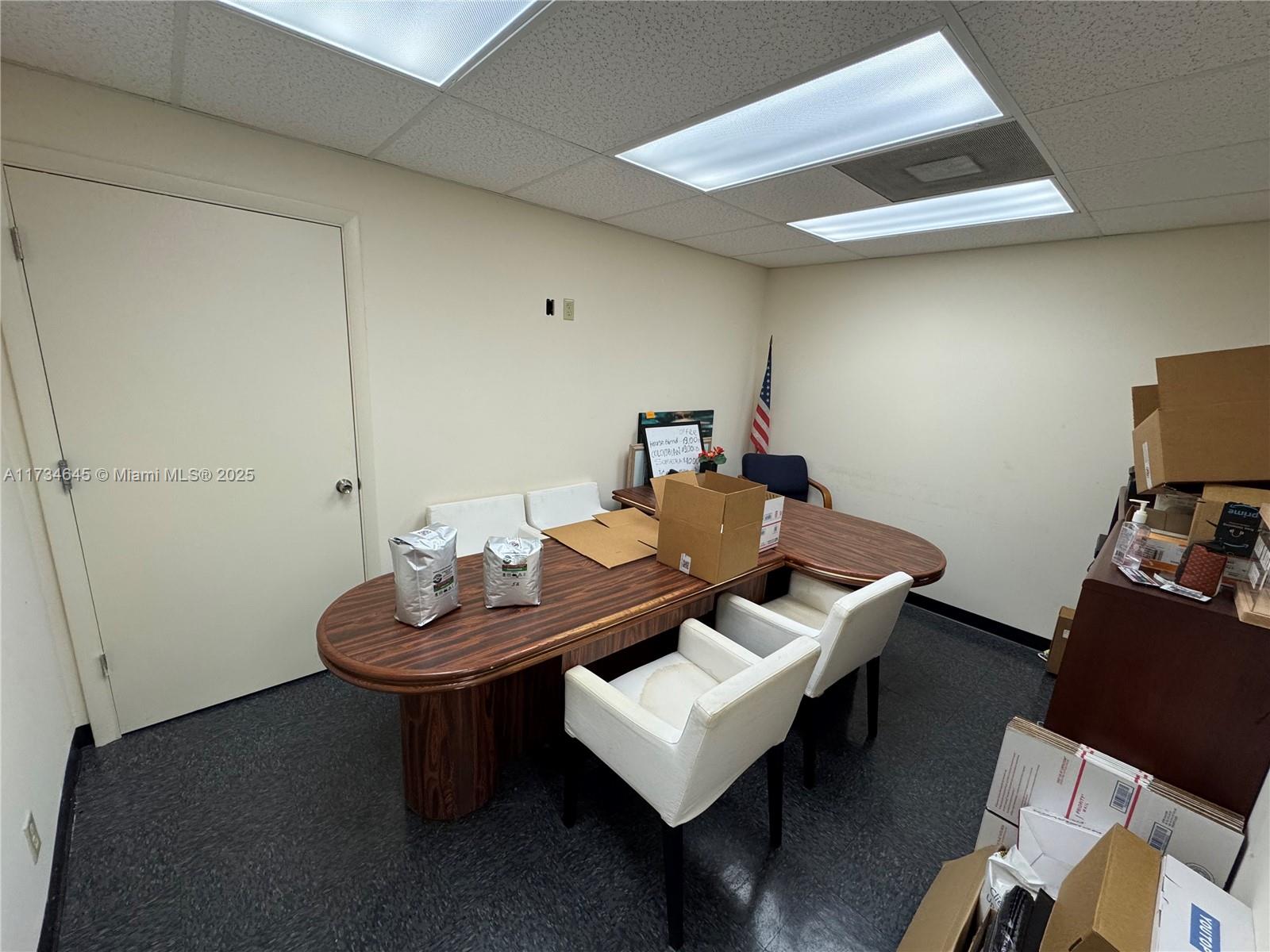 See details / sq. ft. $ 2025-09-09 0 Photo