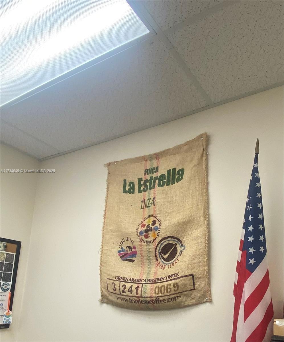 See details / sq. ft. $ 2025-09-09 0 Photo