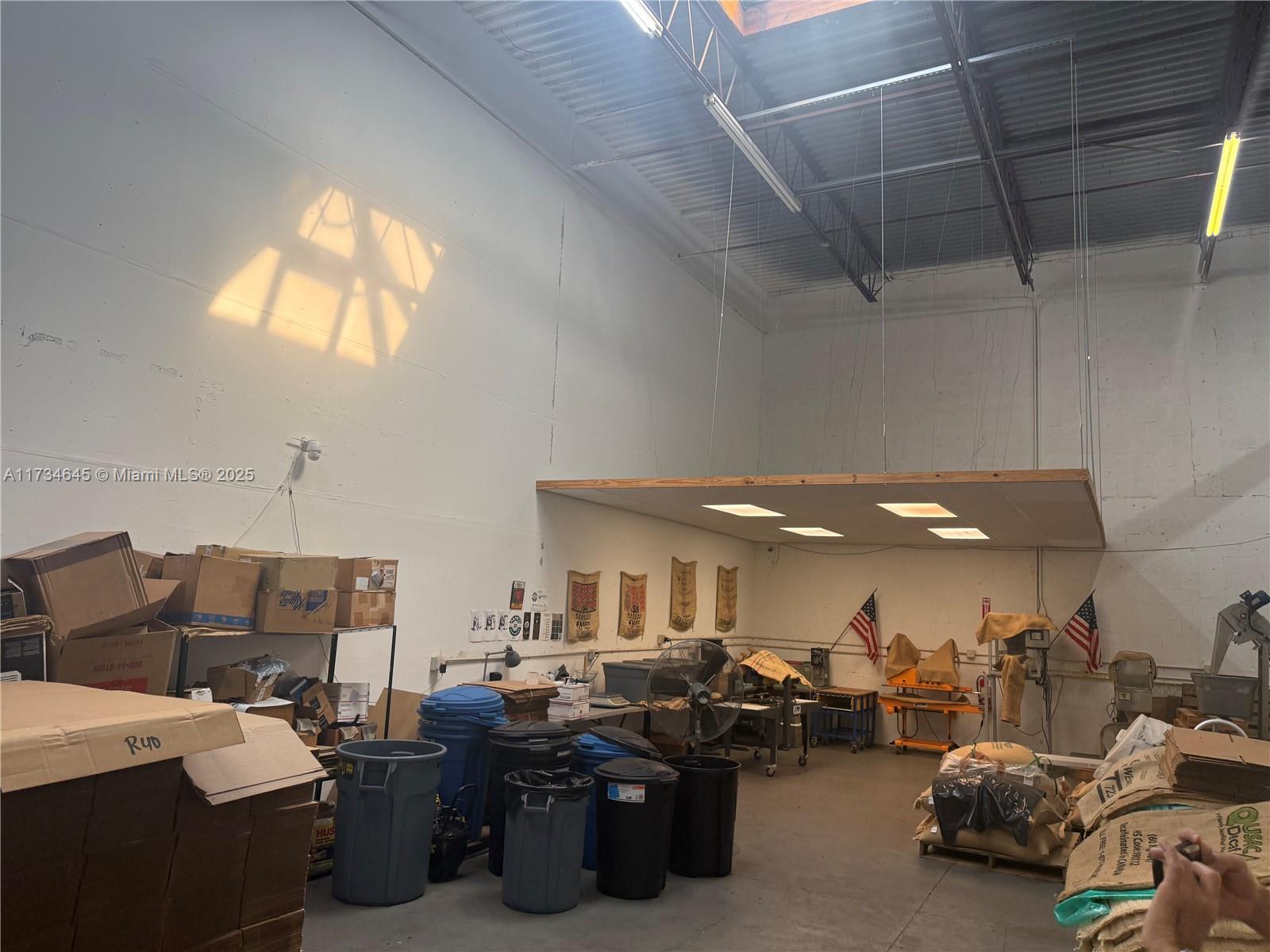 See details / sq. ft. $ 2025-09-09 0 Photo